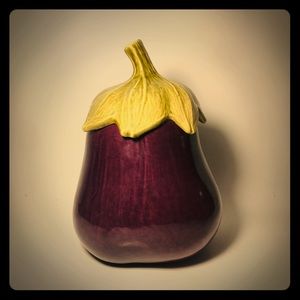 Metlox Poppytrail Eggplant Cookie Jar